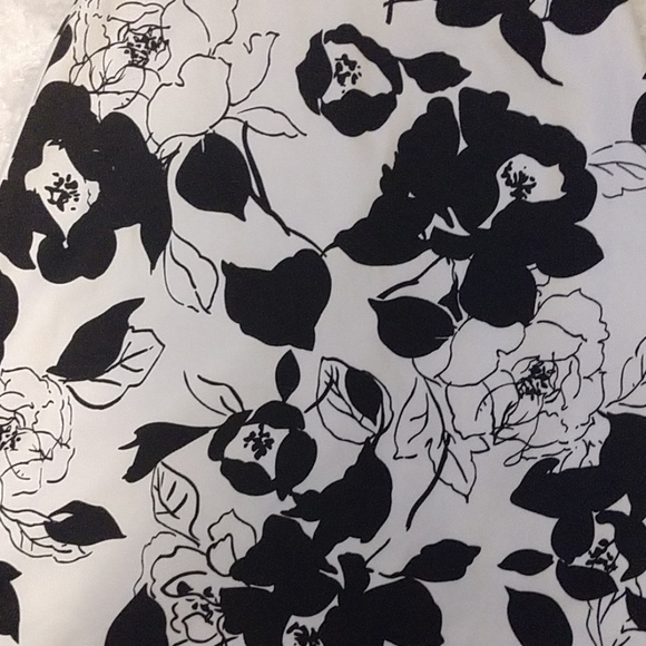 White House Black Market Floral Dress 2 - Picture 7 of 8